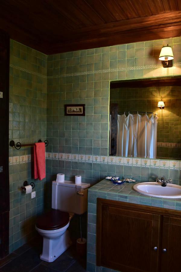 הוילה אידאהה אה נובה Casa Dona Amelia מראה חיצוני תמונה